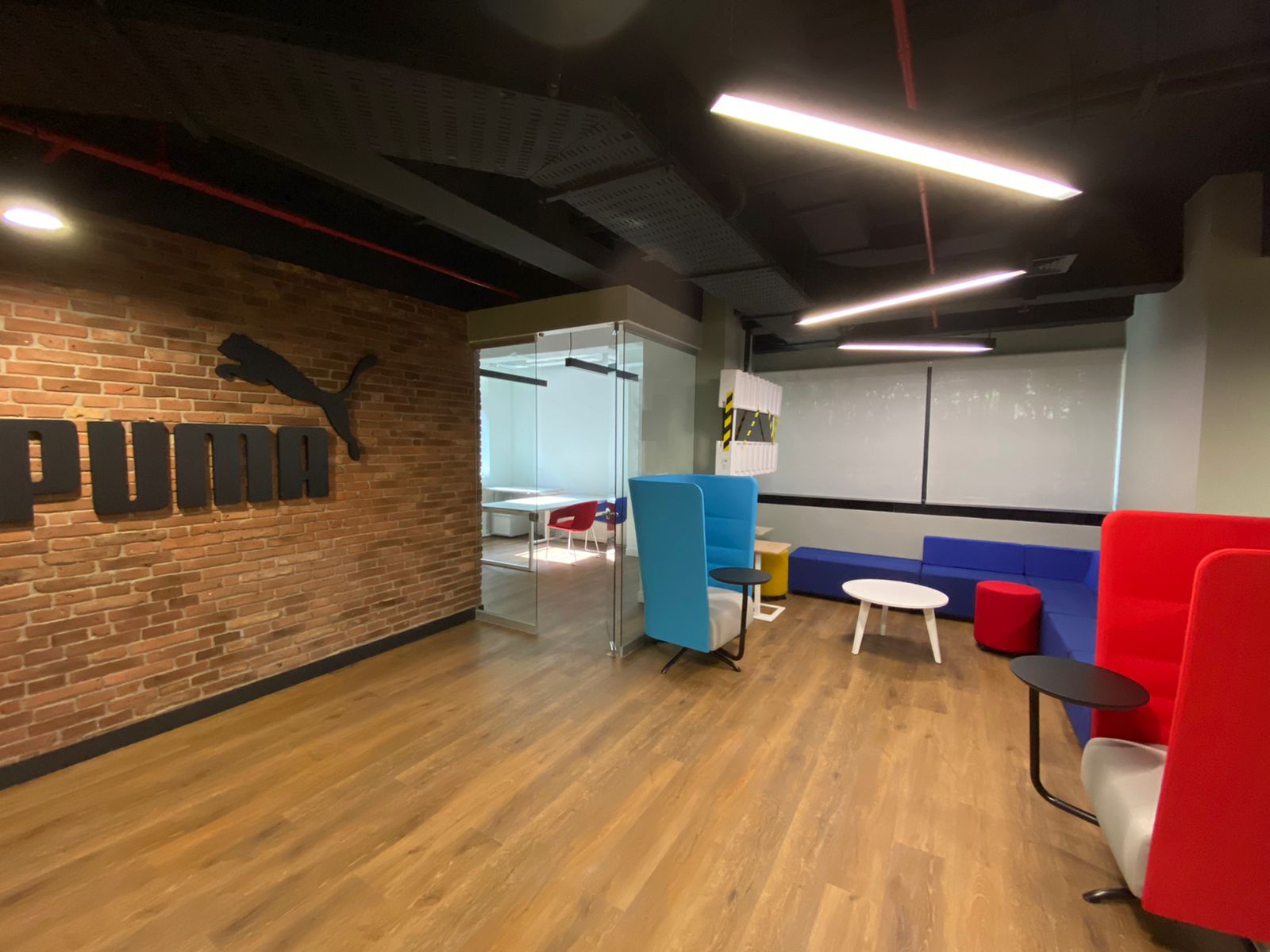 Proyecto Oficinas Puma Chile